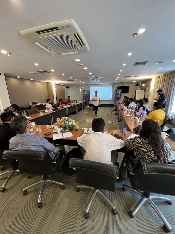 Saurabh Bhatnagar running a live workshop