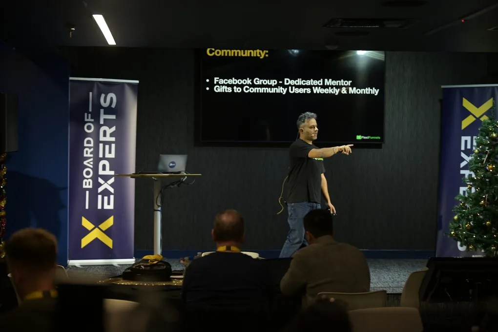 Saurabh Bhatnagar presenting at the Board of Experts event