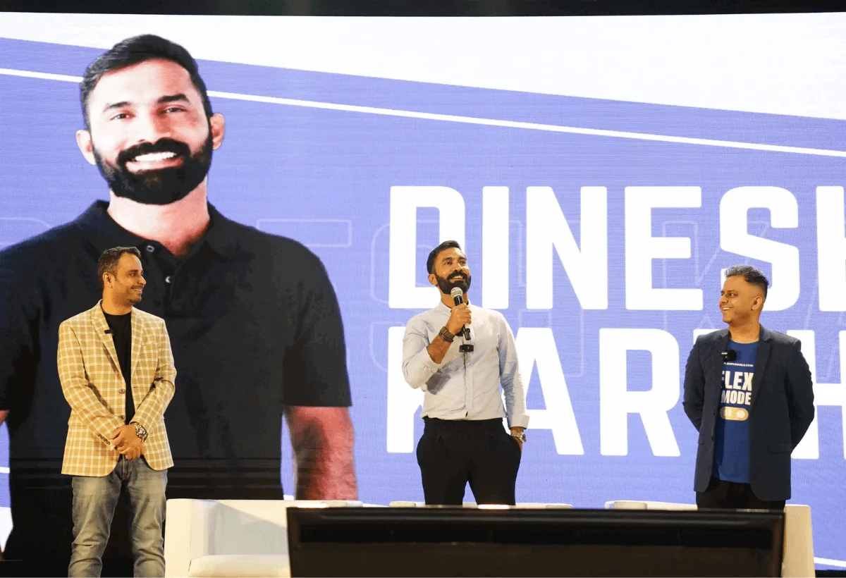 Saurabh Bhatnagar with Dinesh Karthik